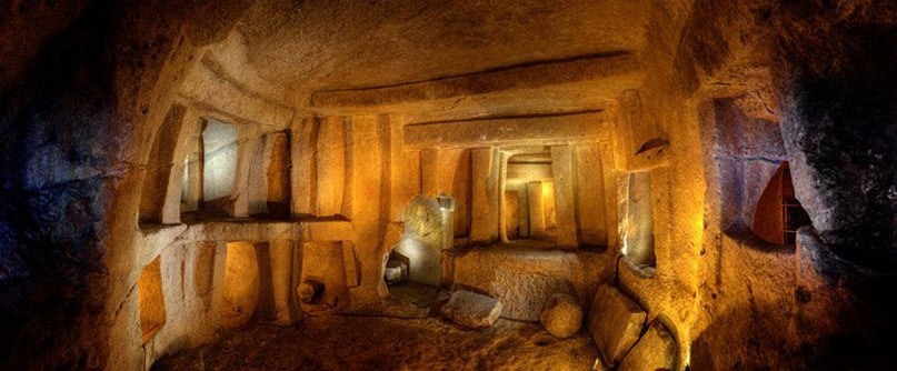 Хал-Сафлиени Гипогей –пример коллективной, первобытной скальной гробницы