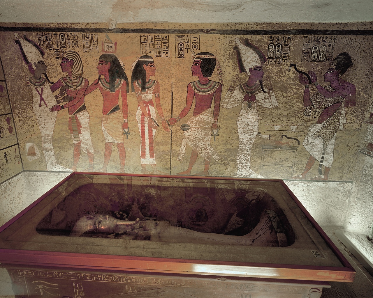 сокровища Тутанхамона