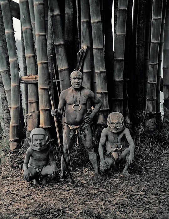 Шлемы аборигенов Индонезии 