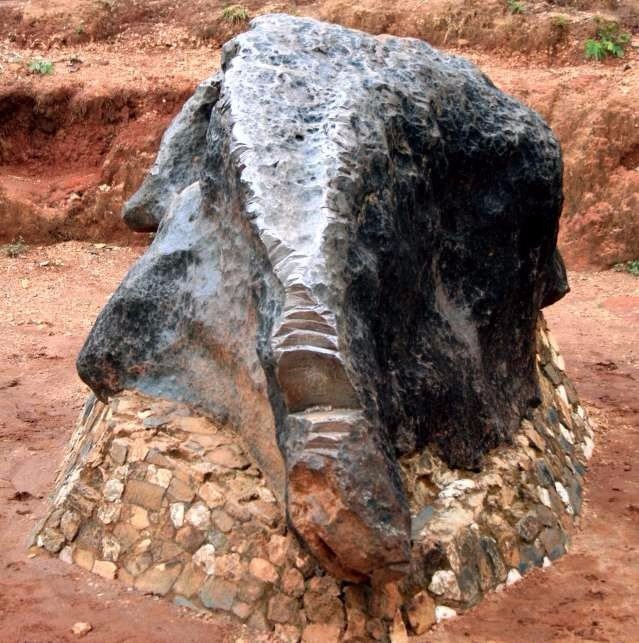Метеорит Мбози