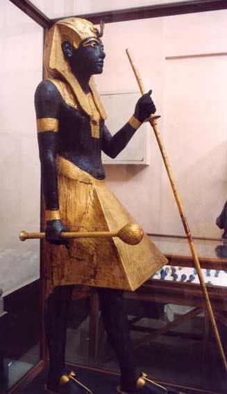 Детали статуй фараонов