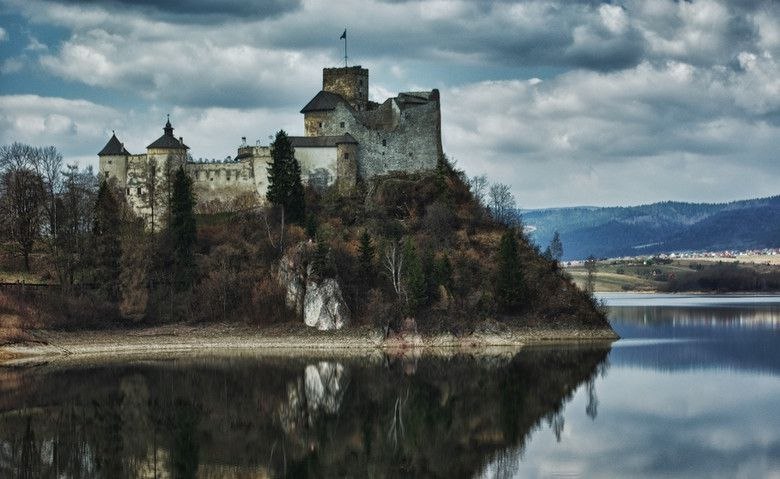 Замок Недзица