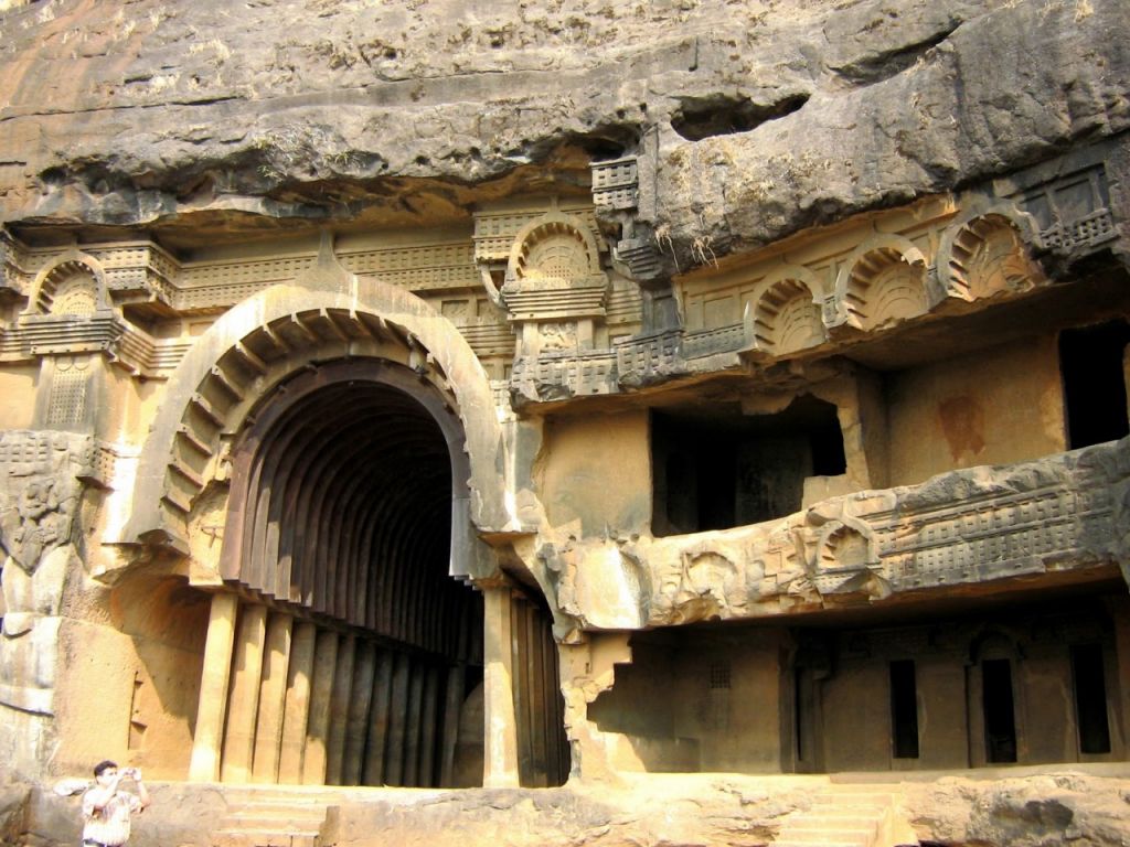 Пещеры Бхаджа
