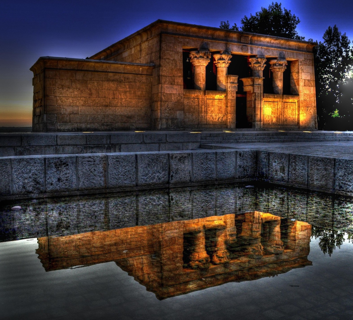 Египетский храм в Мадриде