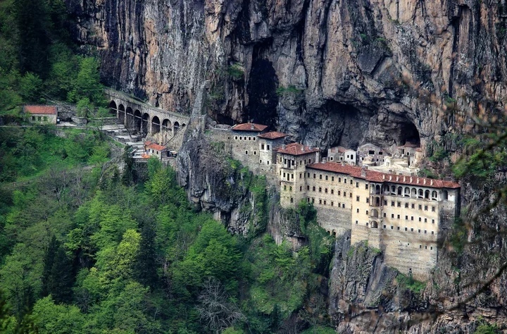 Монастырь Сумела