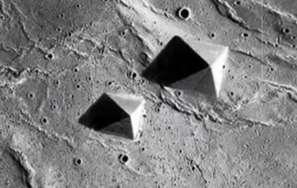 Пирамиды на Луне