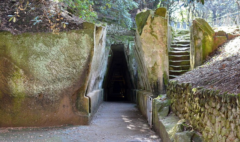 Пещера Сивиллы