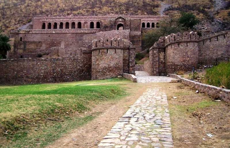 форт Бхангар