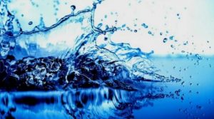 вода